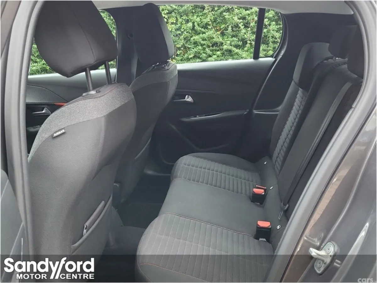 Peugeot 208 Hatchback, Petrol, 2022, Grey