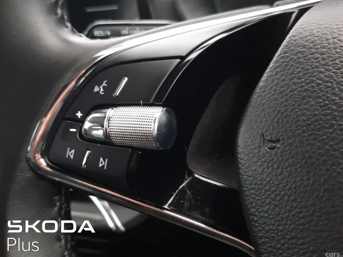 Skoda Octavia Saloon, Diesel, 2024, Black