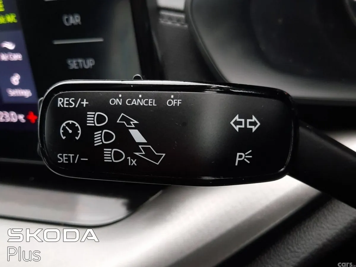 Skoda Octavia Saloon, Diesel, 2024, Black