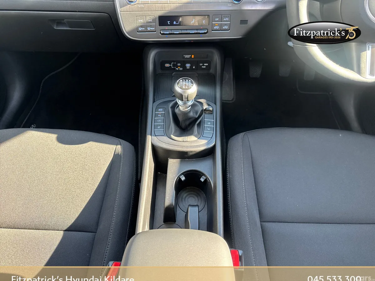 Hyundai KONA MPV, Petrol, 2026, Grey