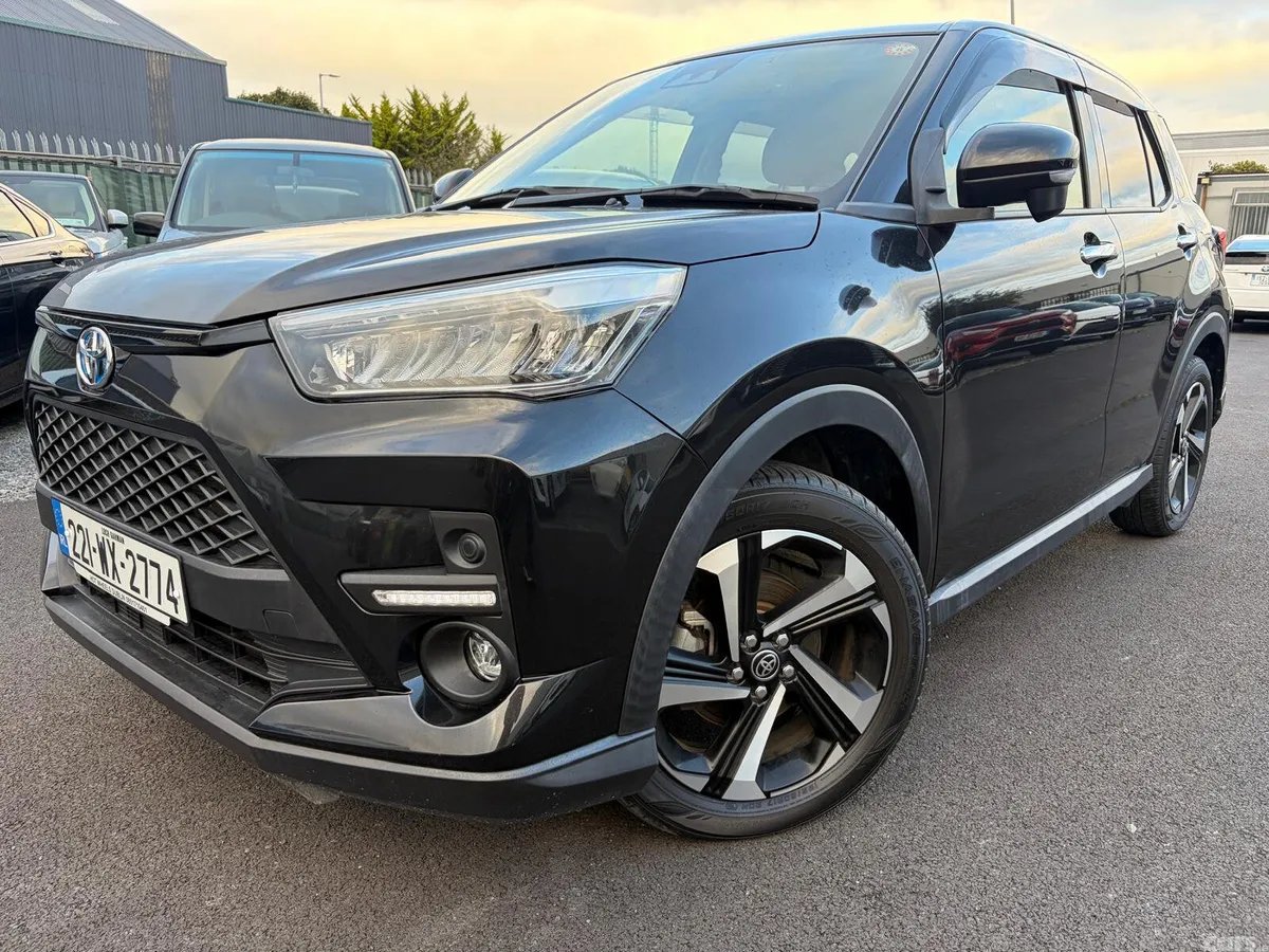 Toyota Raize Hatchback, Petrol Hybrid, 2022, Black