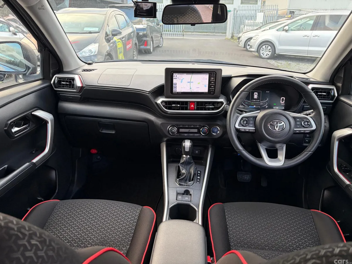 Toyota Raize Hatchback, Petrol Hybrid, 2022, Black