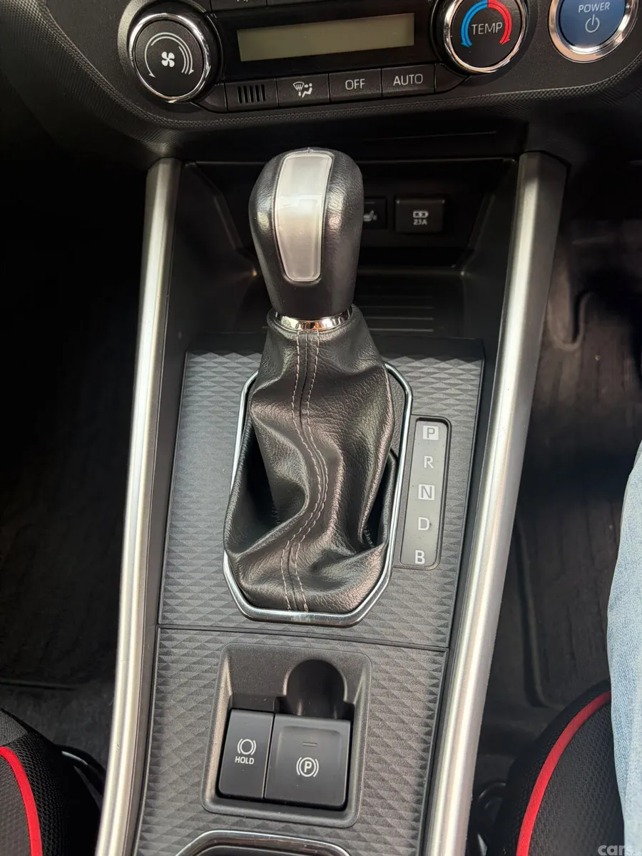 Toyota Raize Hatchback, Petrol Hybrid, 2022, Black