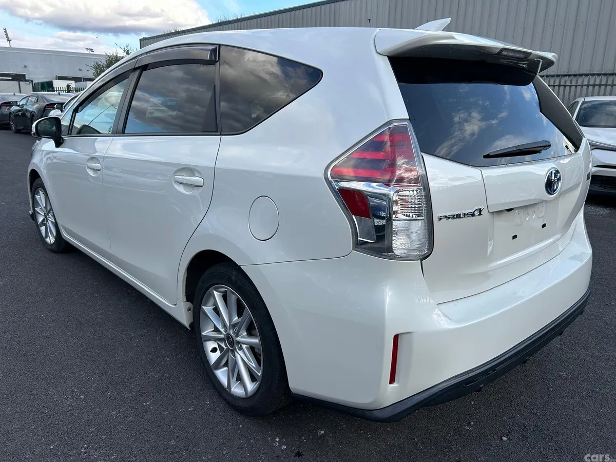 Toyota Prius MPV, Petrol Hybrid, 2020, White
