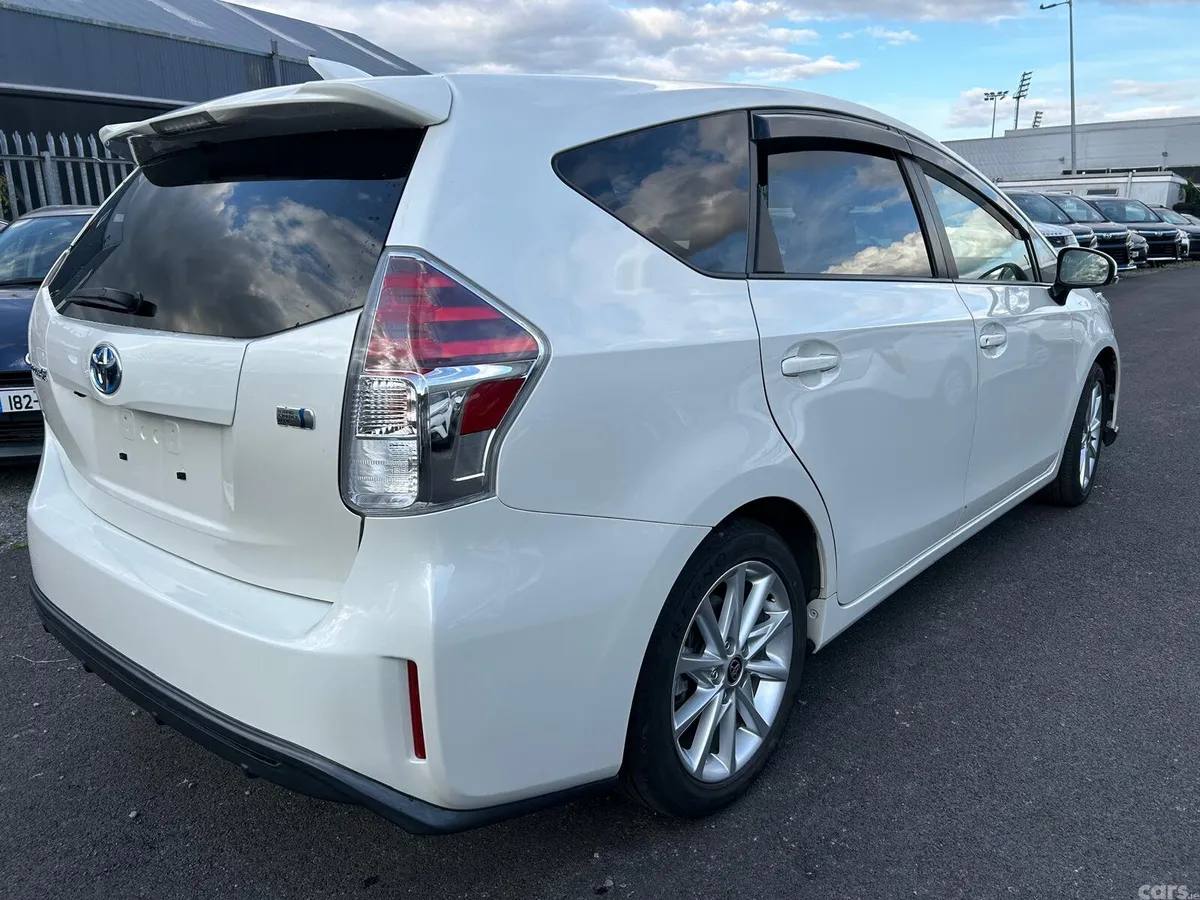 Toyota Prius MPV, Petrol Hybrid, 2020, White