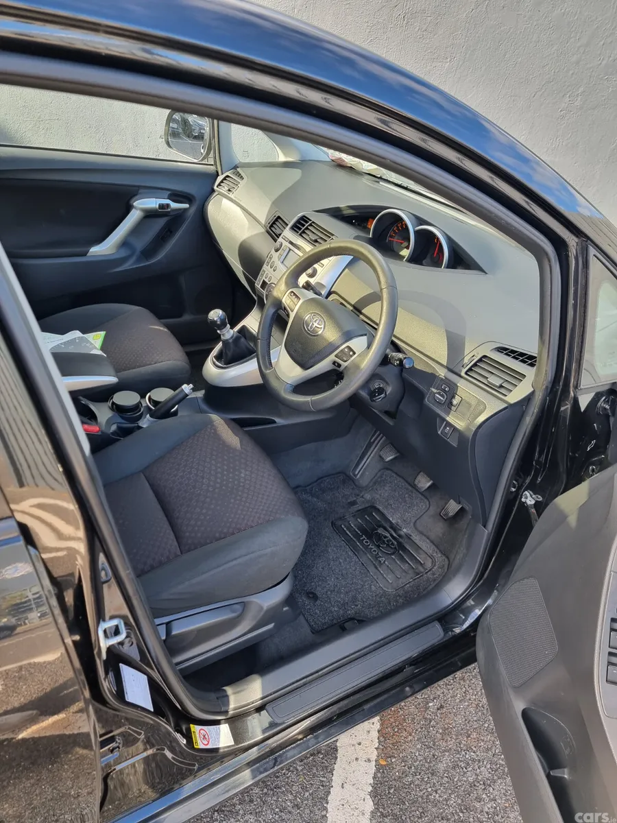 Toyota Verso MPV, Diesel, 2012, Black