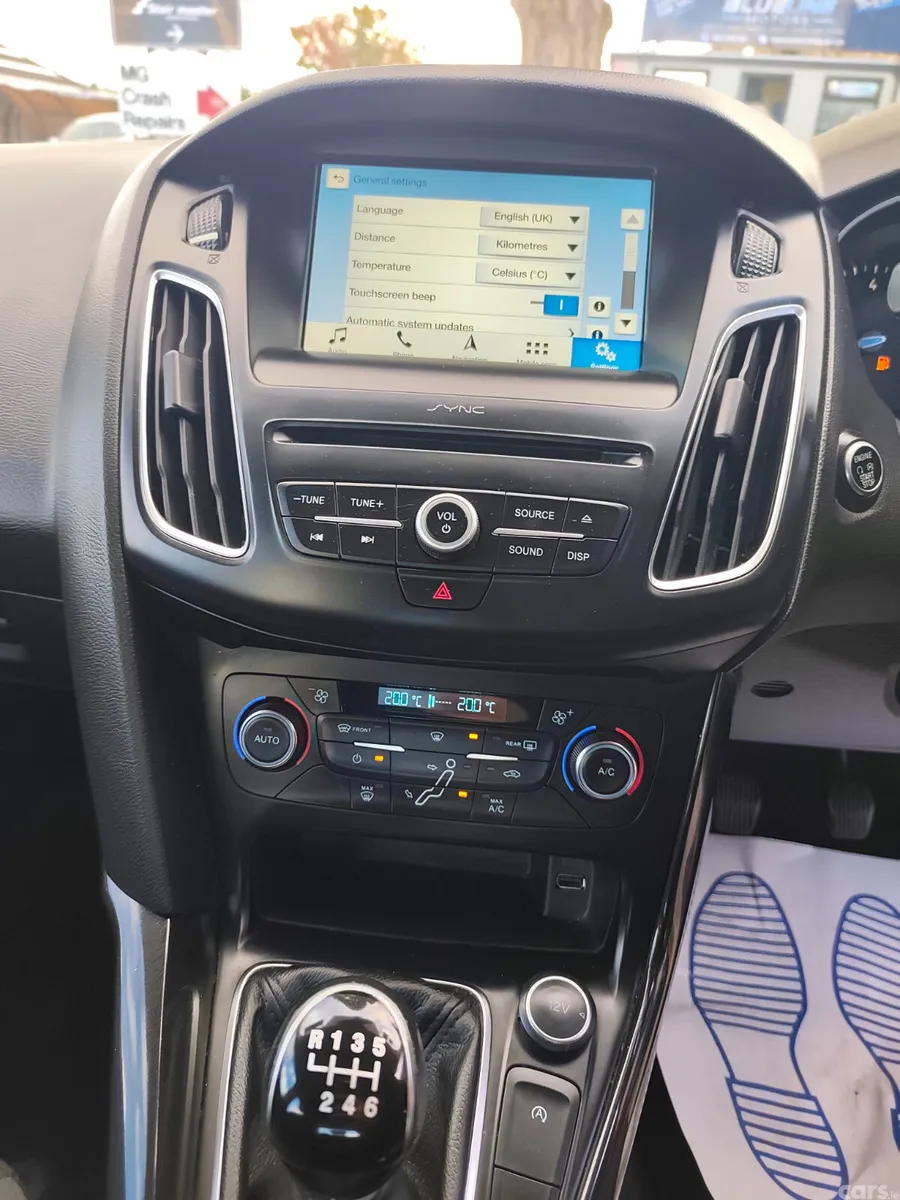 Ford Focus Hatchback, Petrol, 2018, Grey
