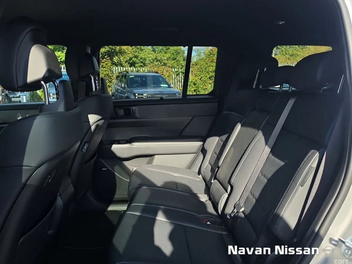 Hyundai Santa Fe SUV, Petrol Plug-in Hybrid, 2026, Grey