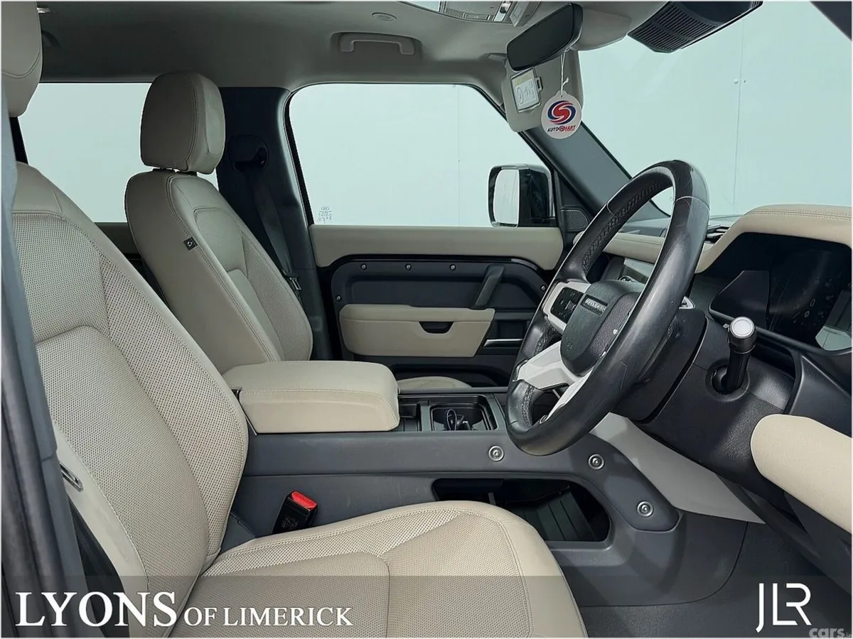 Land Rover Defender SUV, Petrol Plug-in Hybrid, 2023, Black