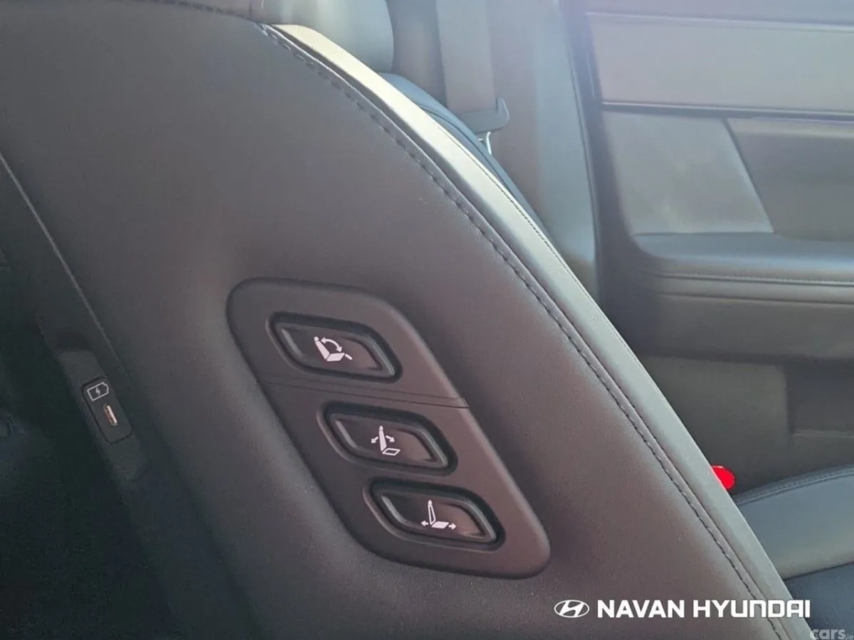 Hyundai Santa Fe SUV, Petrol Plug-in Hybrid, 2026, Grey