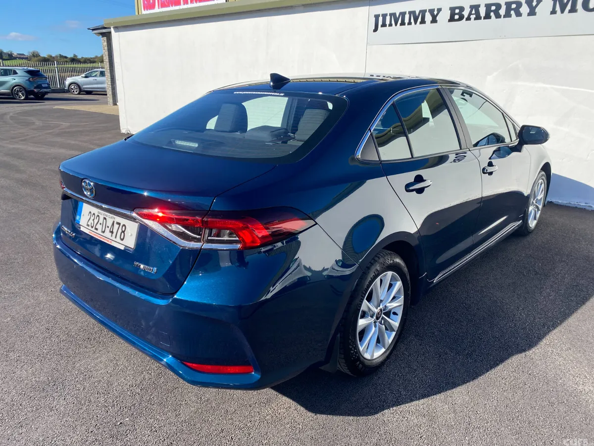 Toyota Corolla Saloon, Petrol Hybrid, 2023, Blue