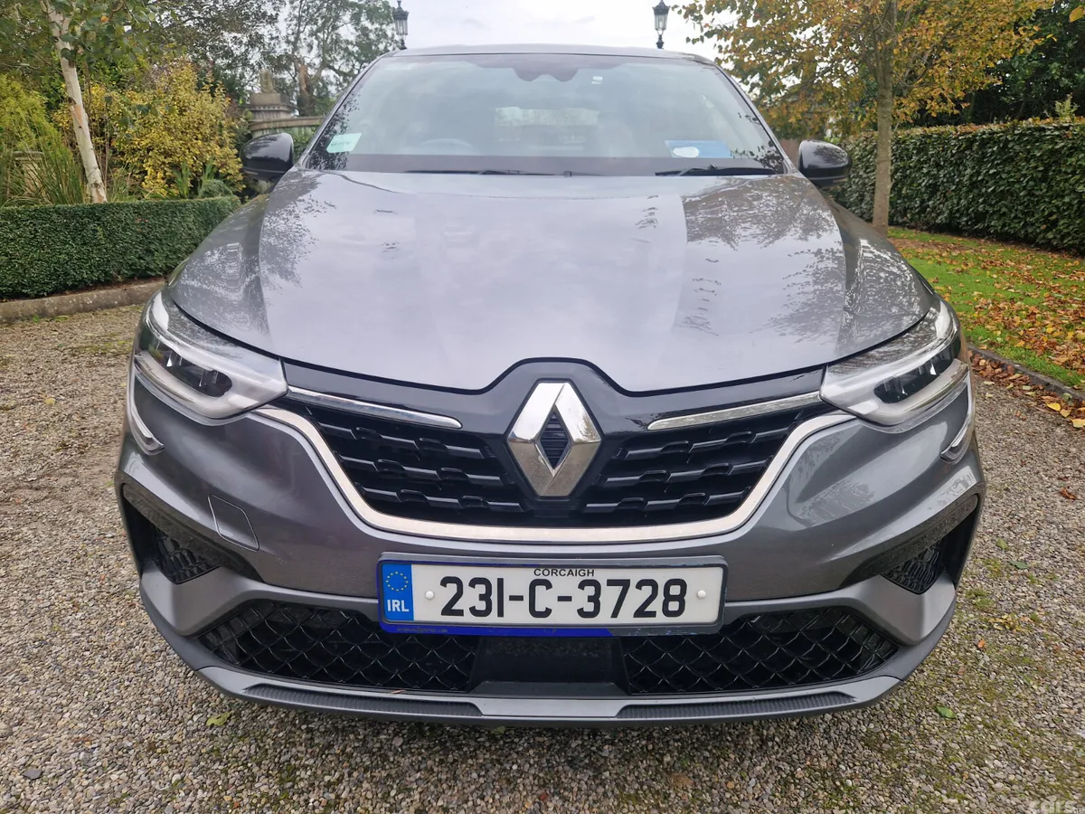 Renault Arkana Hatchback, Petrol, 2023, Grey