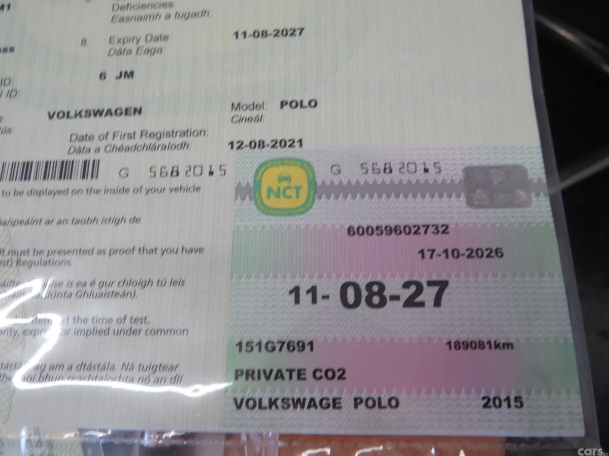 Volkswagen Polo Hatchback, Petrol, 2015, Black