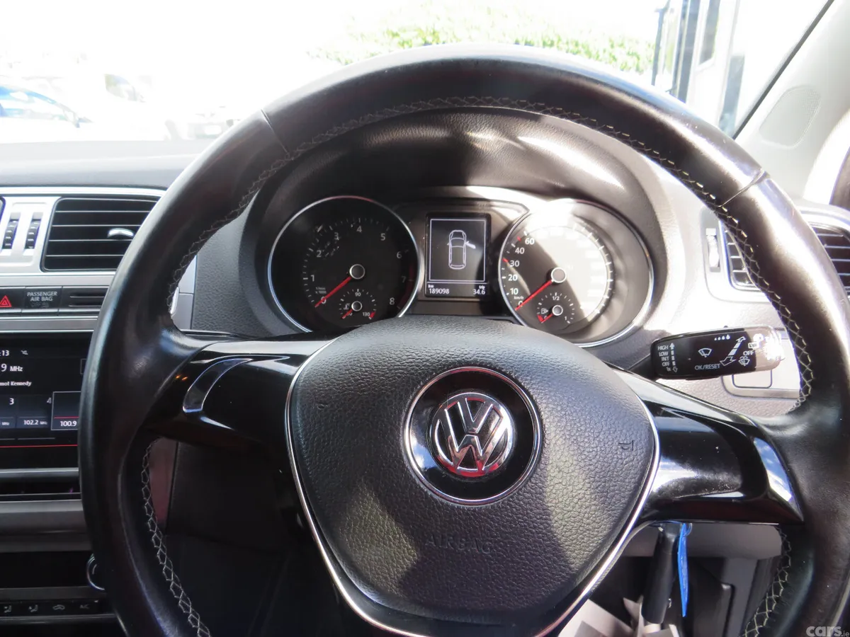 Volkswagen Polo Hatchback, Petrol, 2015, Black