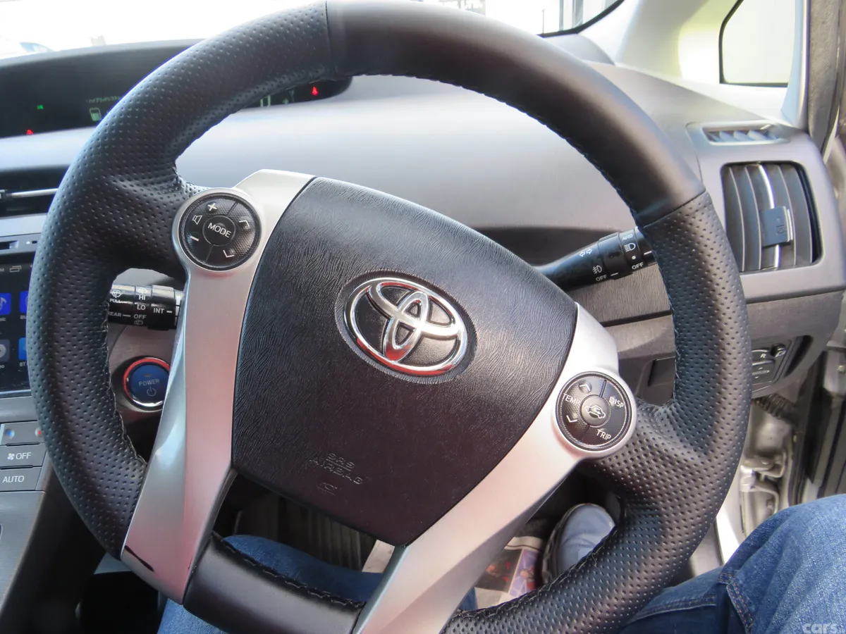 Toyota Prius Hatchback, Petrol Hybrid, 2015, Silver