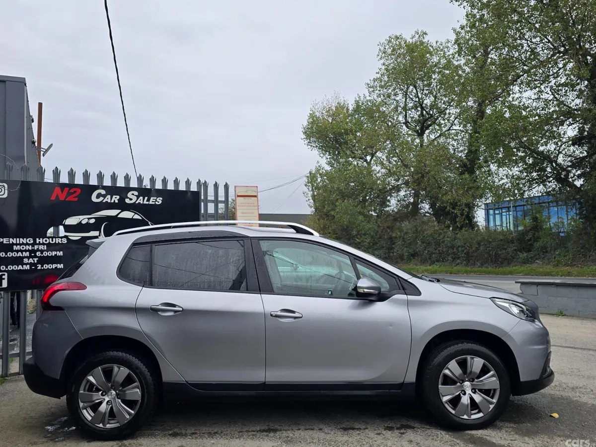Peugeot 2008 Estate, Petrol, 2018, Grey