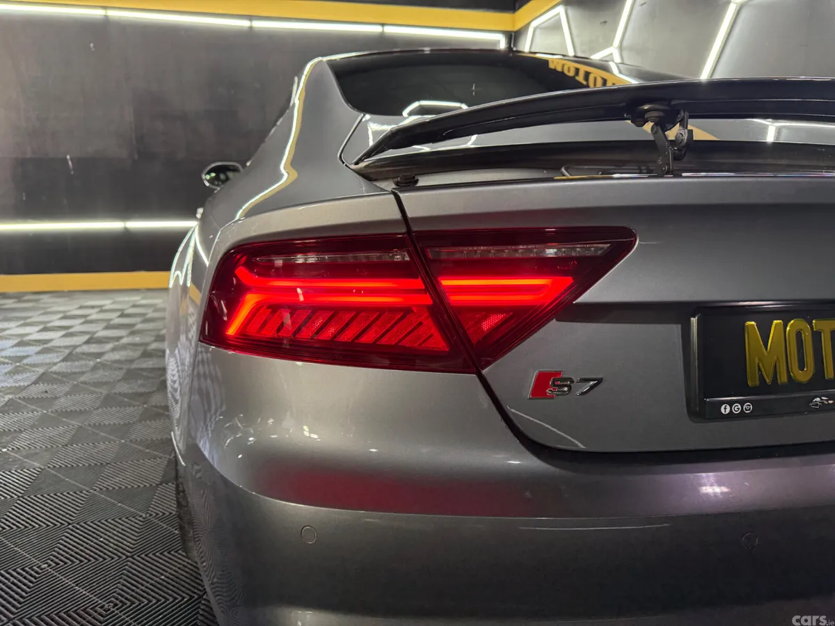 Audi A7 Hatchback, Diesel, 2015, Grey
