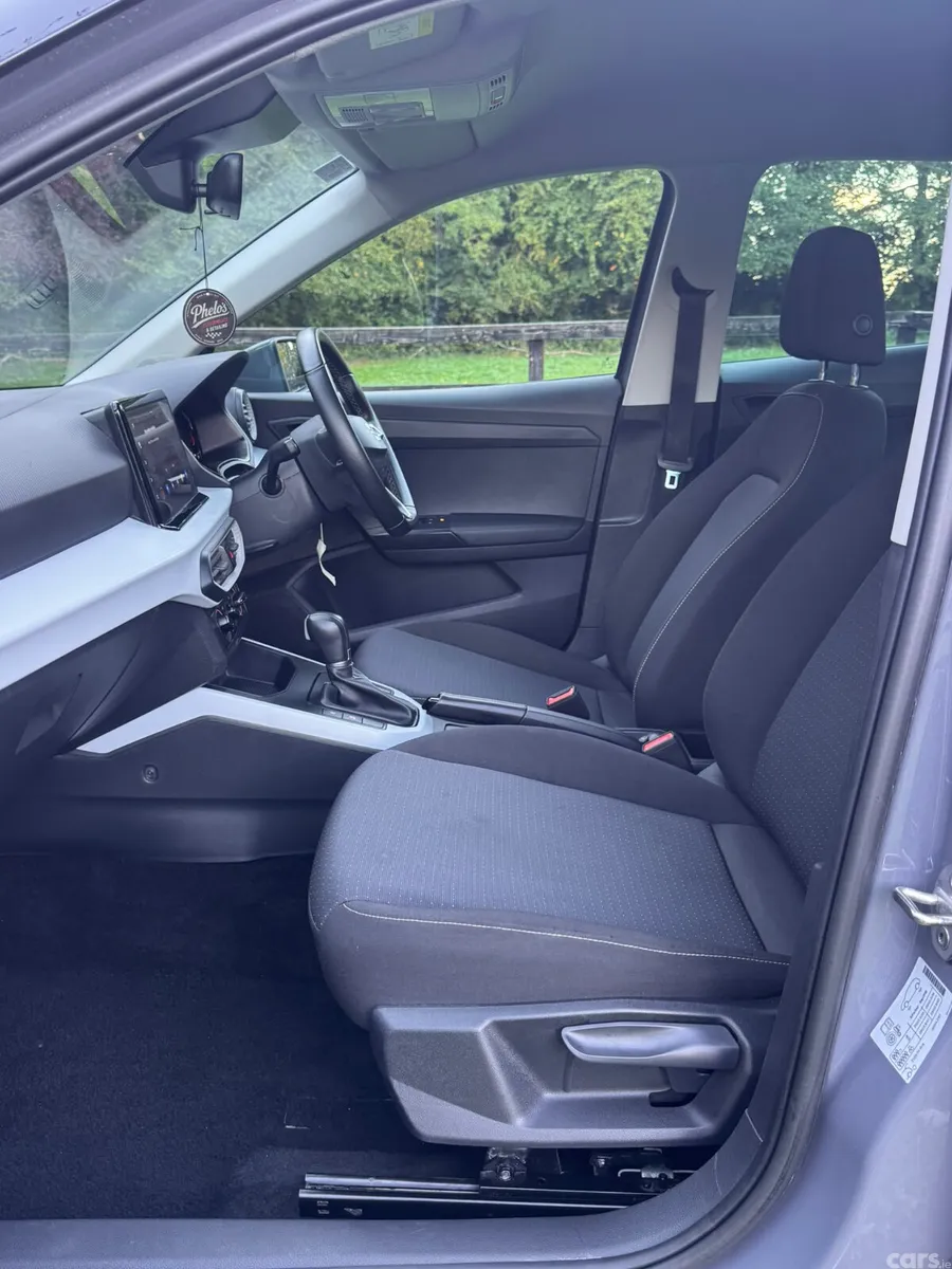 SEAT Arona SUV, Petrol, 2025, Grey