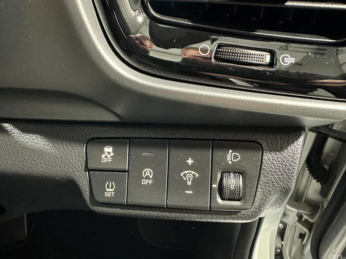 Kia Stonic Hatchback, Petrol, 2021, Grey