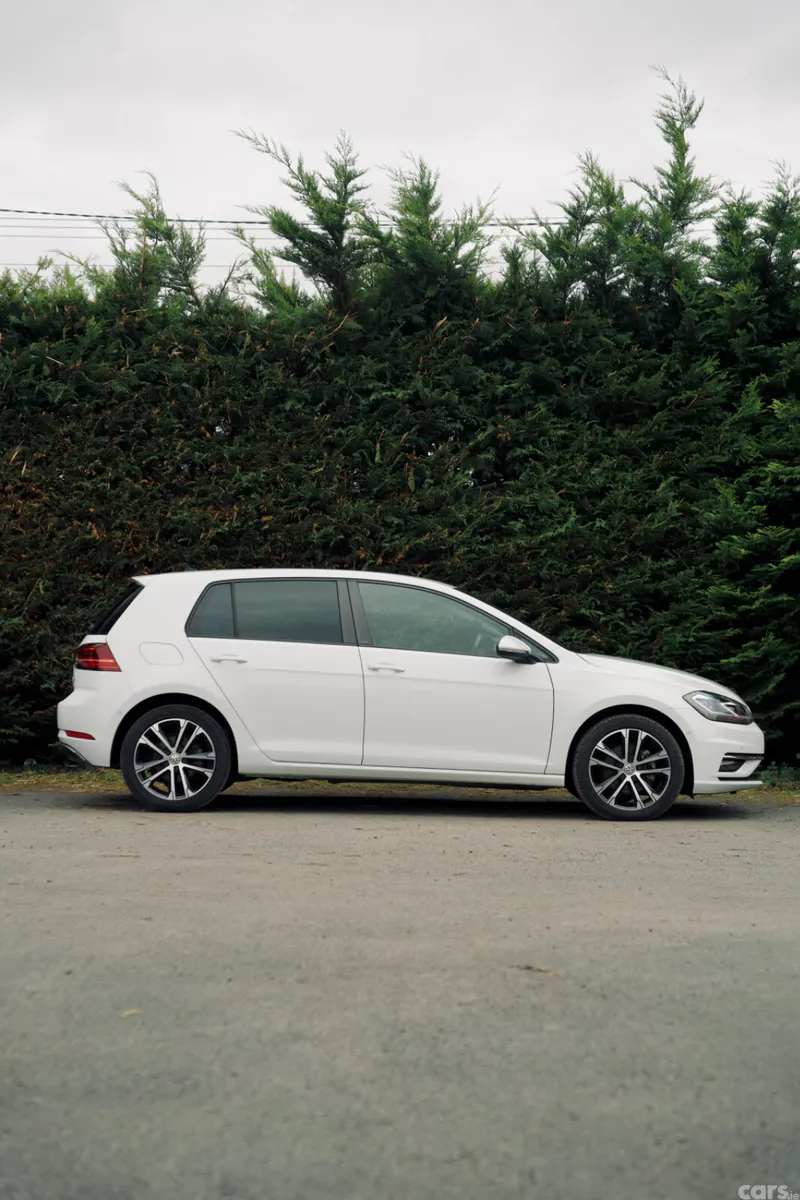 Volkswagen Golf Hatchback, Diesel, 2019, White