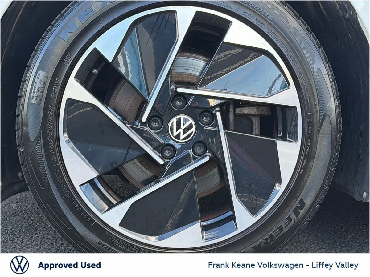 Volkswagen ID.3 Hatchback, Electric, 2021, White