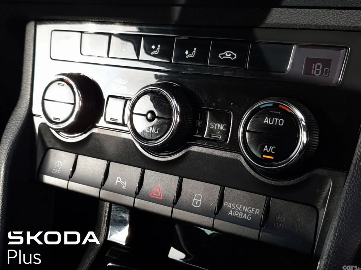 Skoda Karoq SUV, Diesel, 2026, Grey