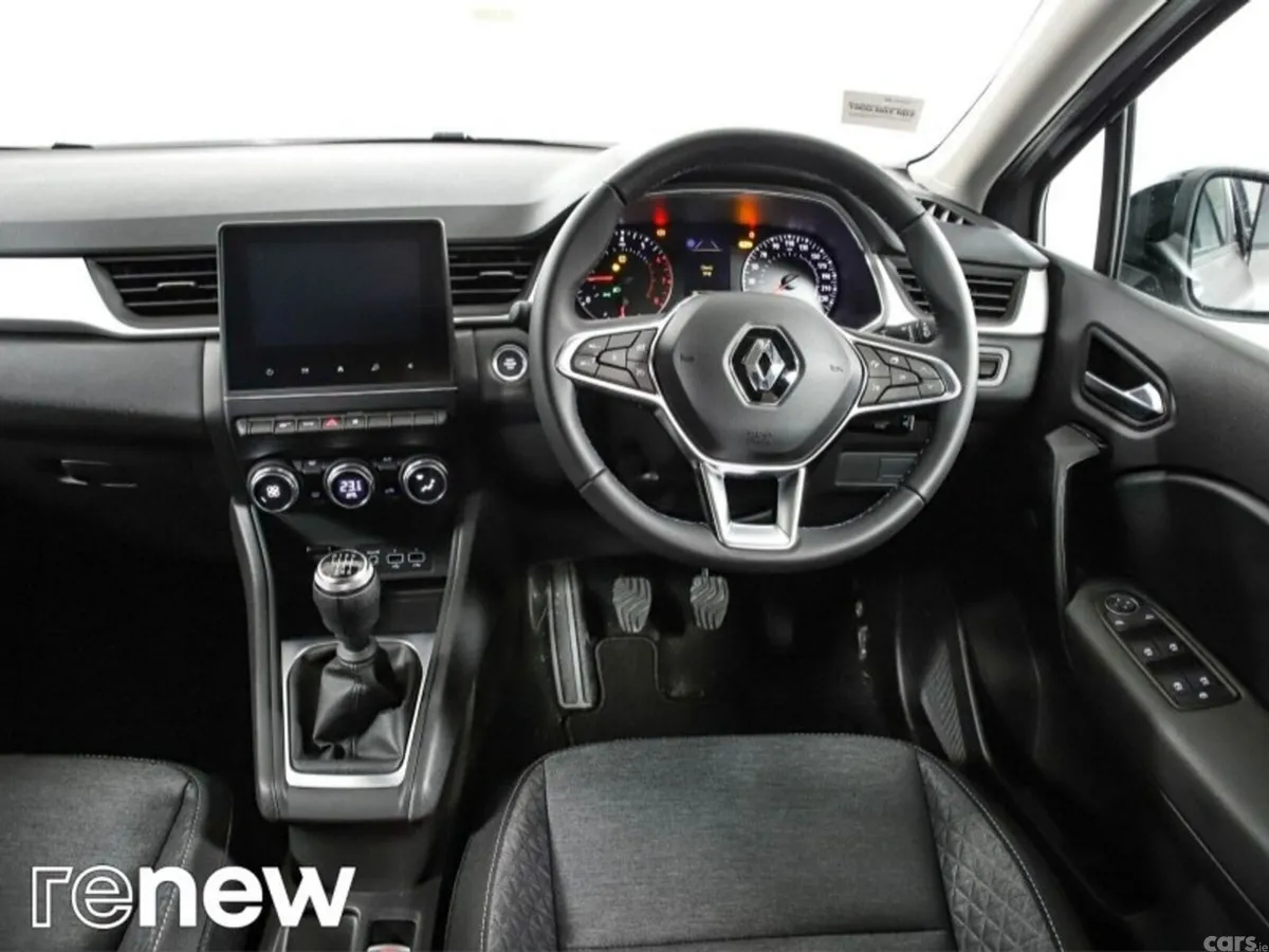 Renault Captur Hatchback, Petrol, 2023, Grey