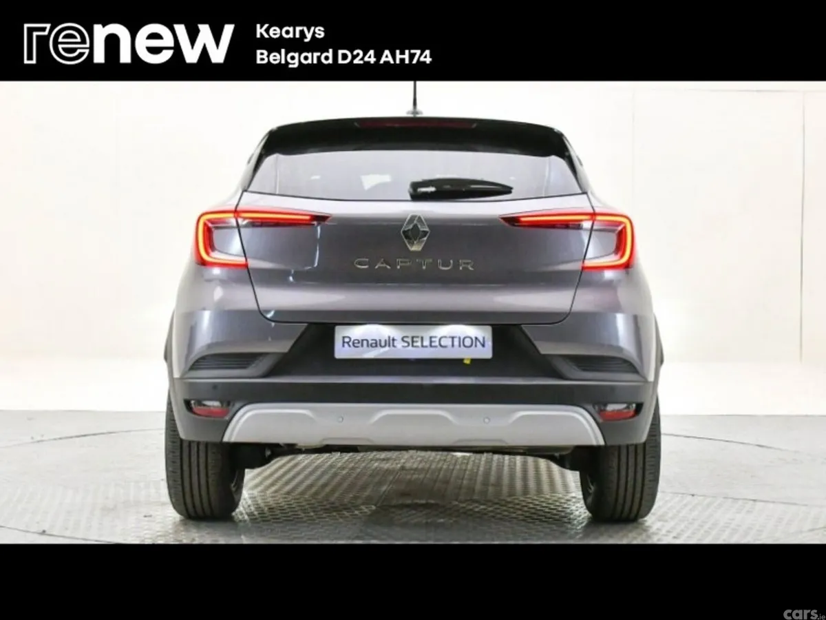 Renault Captur Hatchback, Petrol, 2023, Grey