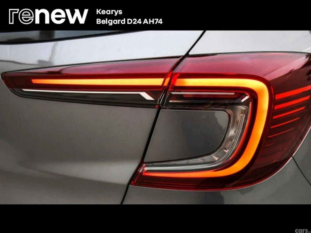 Renault Captur Hatchback, Petrol, 2023, Grey