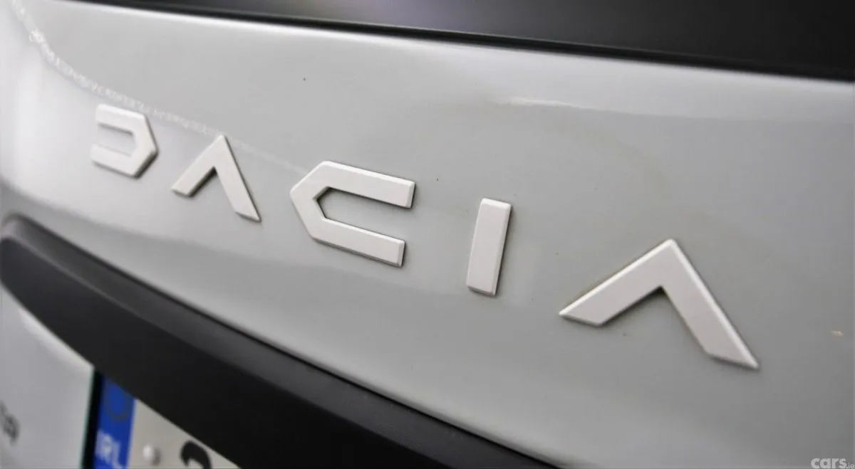 Dacia Duster SUV, Diesel, 2024, White
