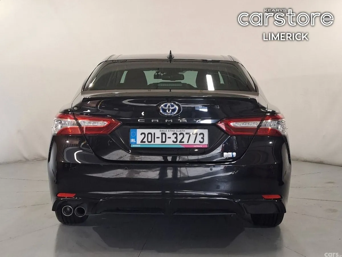 Toyota Camry Saloon, Petrol Hybrid, 2020, Black