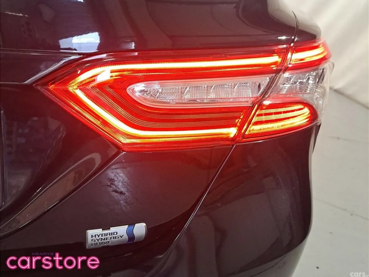 Toyota Camry Saloon, Petrol Hybrid, 2020, Black