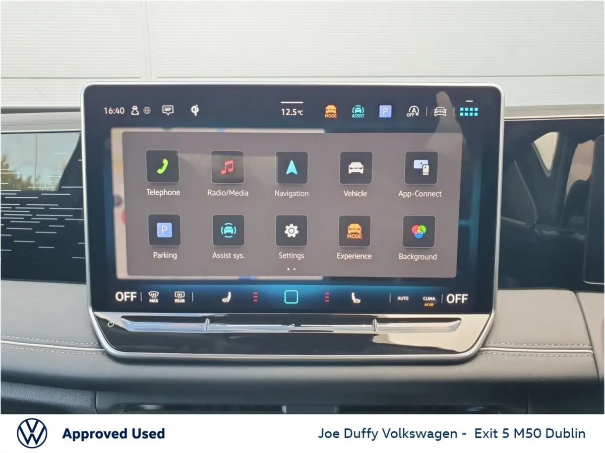 Volkswagen Tiguan SUV, Diesel, 2024, Blue