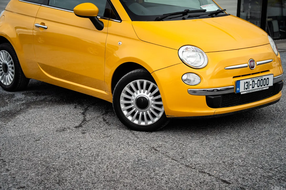 Fiat 500 Hatchback, Petrol, 2013, Yellow