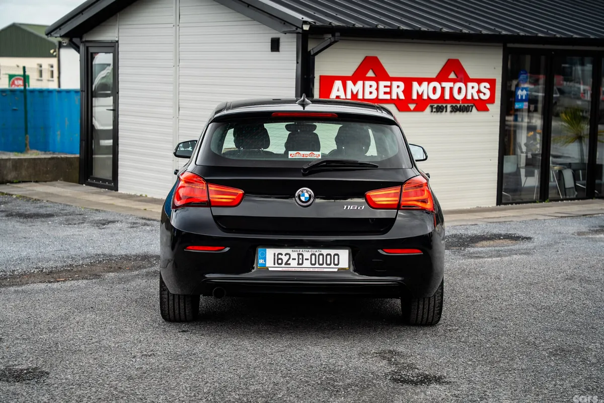 BMW 1-Series Hatchback, Diesel, 2016, Black