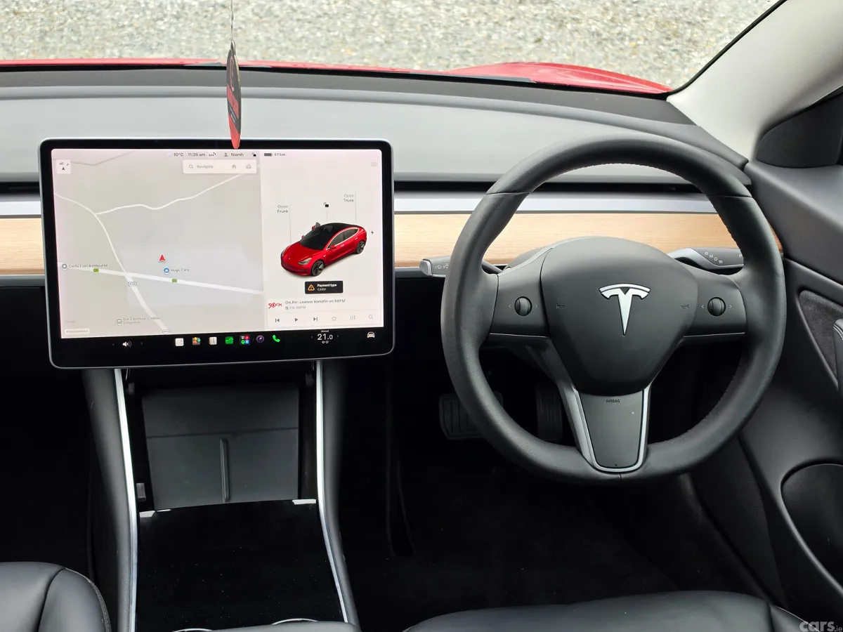 Tesla Model 3 Saloon, Electric, 2020, Red