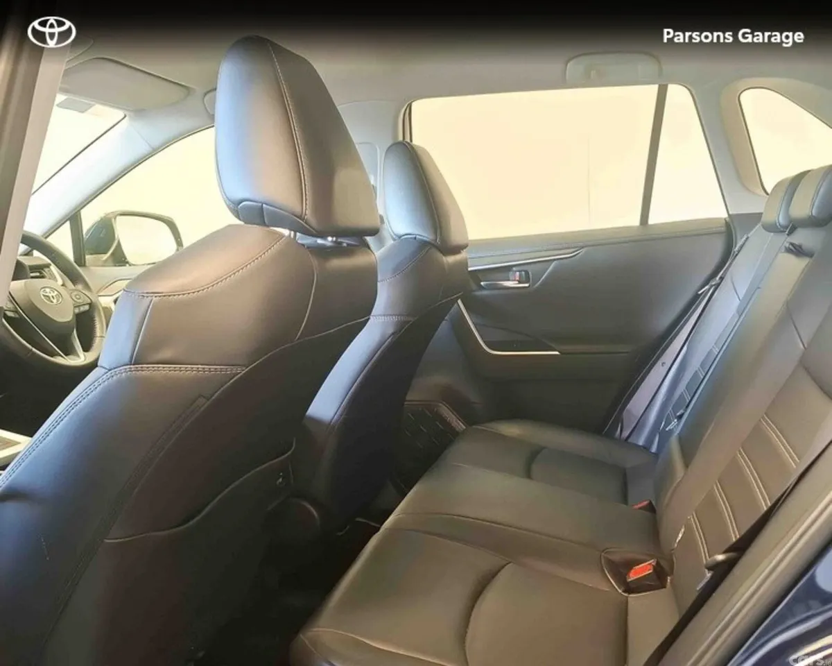 Toyota RAV4 SUV, Petrol Hybrid, 2022, Blue