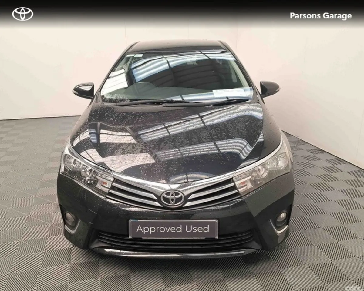 Toyota Corolla Saloon, Diesel, 2016, Black