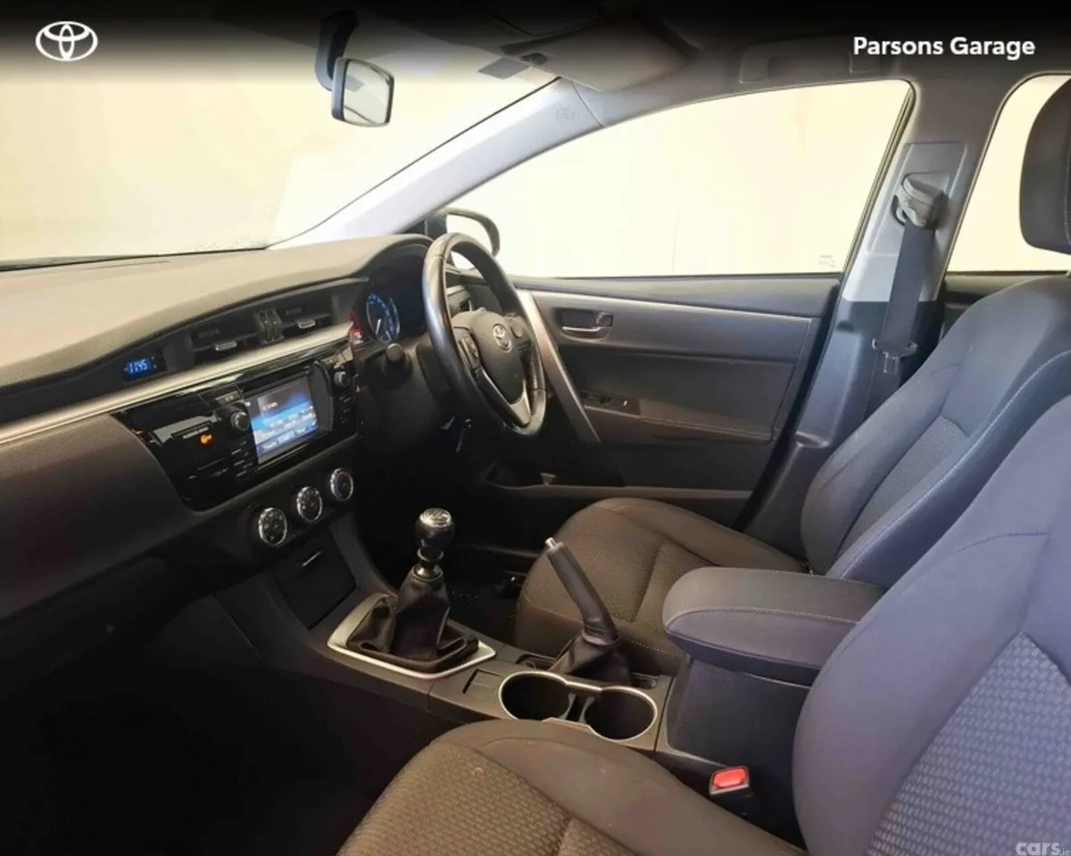 Toyota Corolla Saloon, Diesel, 2016, Black