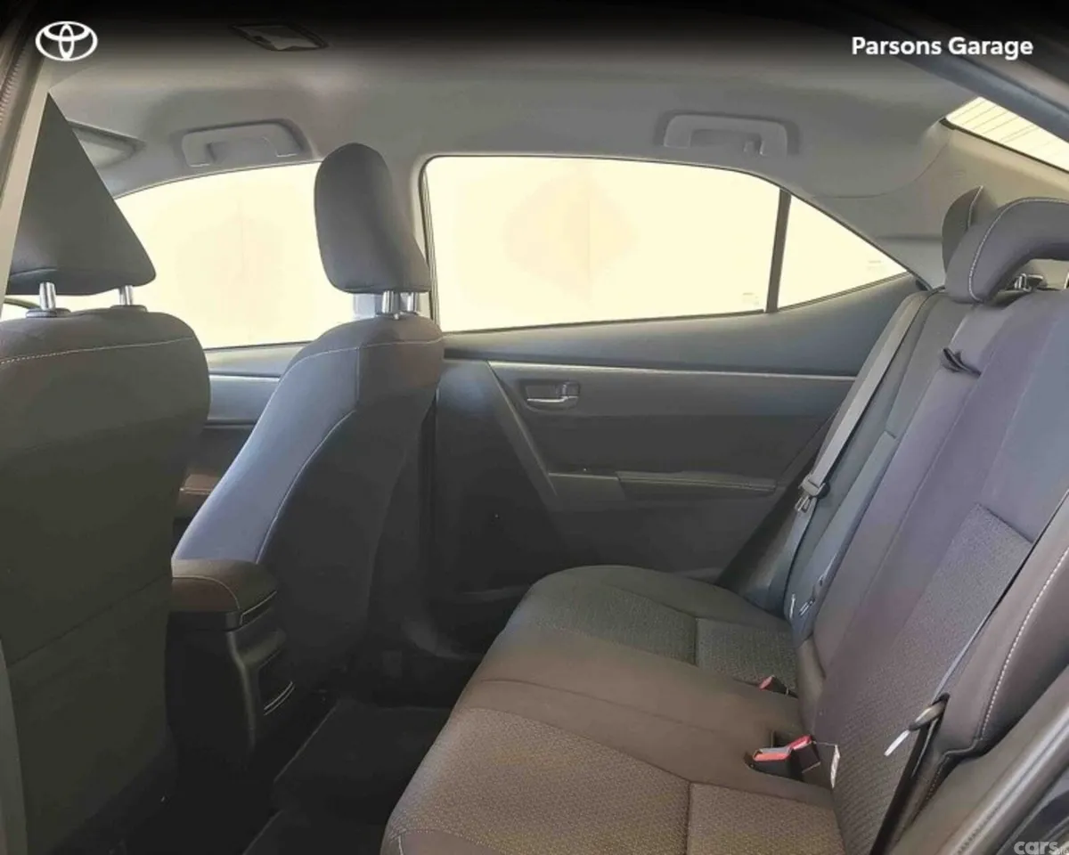 Toyota Corolla Saloon, Diesel, 2016, Black