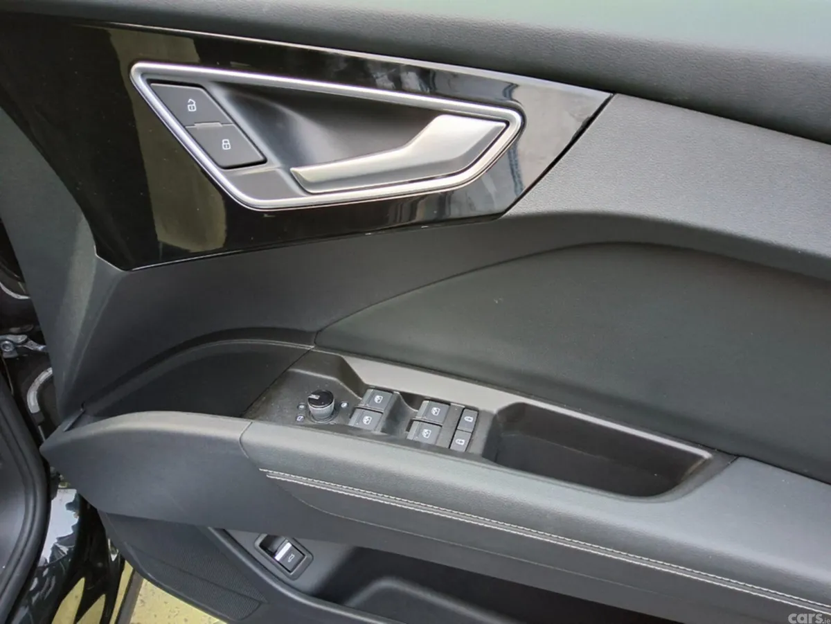 Audi Q4 e-tron SUV, Electric, 2024, Black