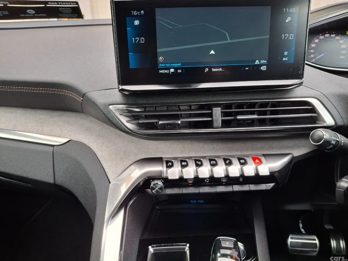 Peugeot 3008 MPV, Diesel, 2022, White