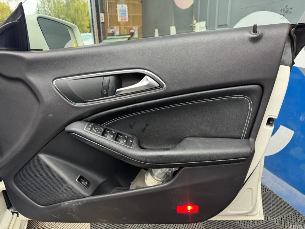 Mercedes-Benz CLA Saloon, Petrol, 2017, White
