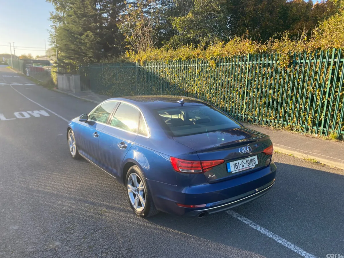 Audi A4 Saloon, Diesel, 2016, Blue