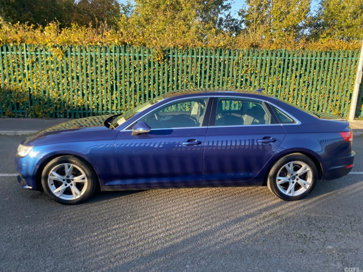 Audi A4 Saloon, Diesel, 2016, Blue