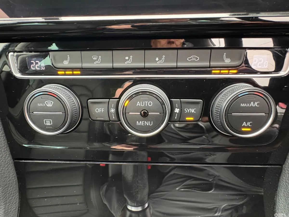 Volkswagen Golf Hatchback, Petrol, 2020, Grey