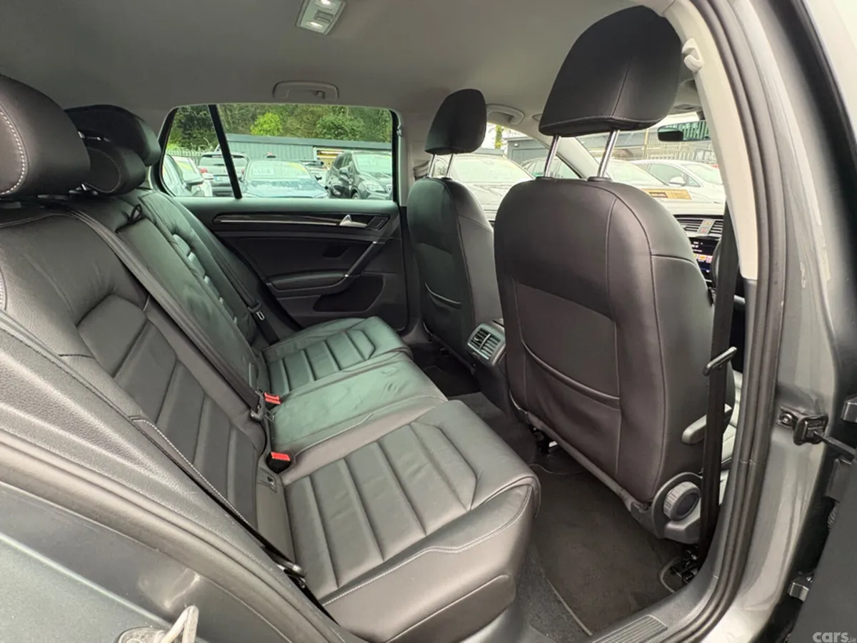 Volkswagen Golf Hatchback, Petrol, 2020, Grey