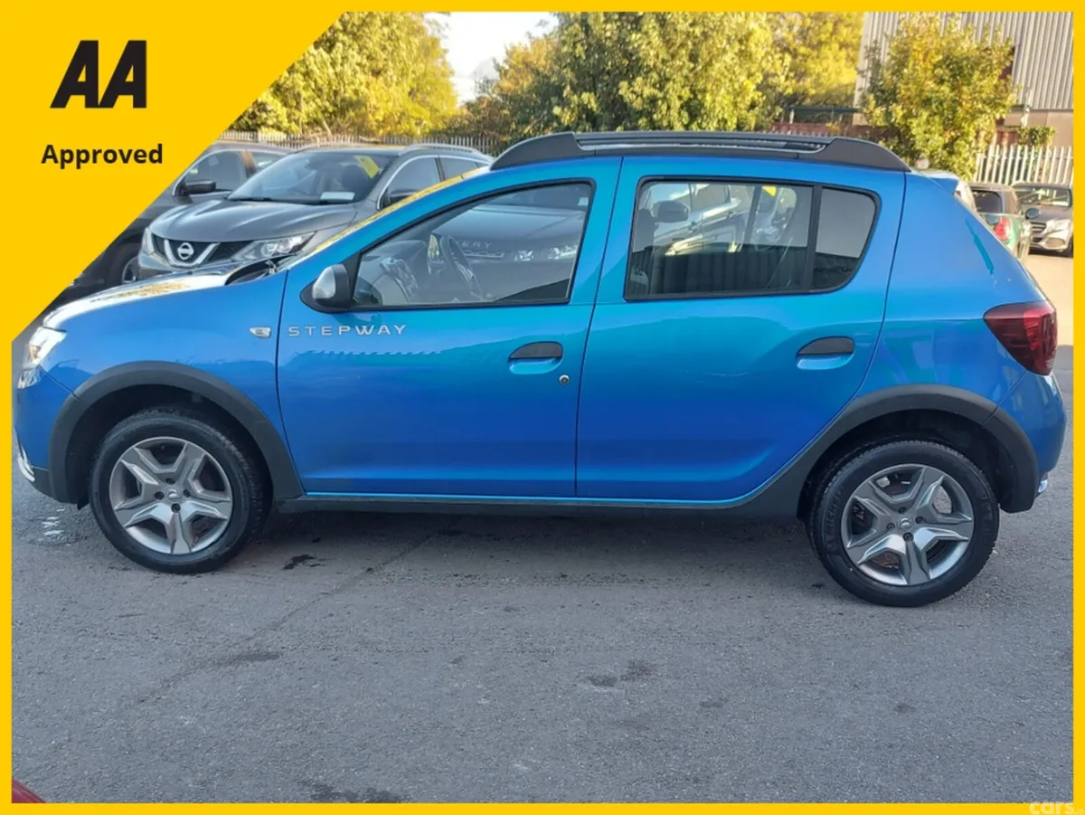 Dacia Sandero Stepway Hatchback, Diesel, 2017, Blue
