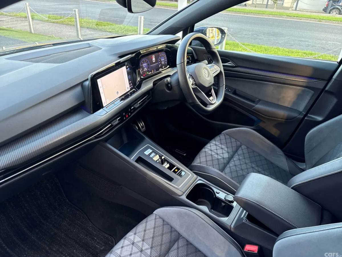 Volkswagen Golf Hatchback, Petrol, 2021, Blue