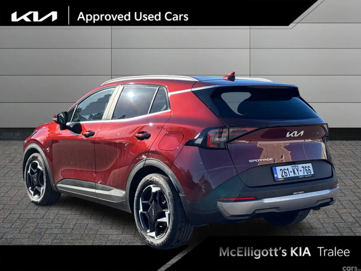 Kia Sportage MPV, Diesel Hybrid, 2026, Red